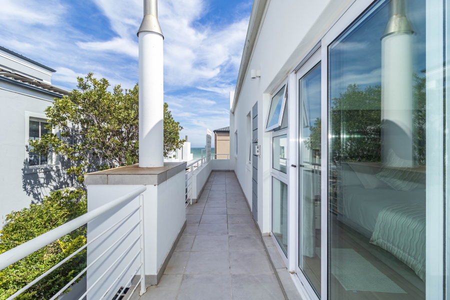 5 Bedroom Property for Sale in Melkbosstrand Central Western Cape